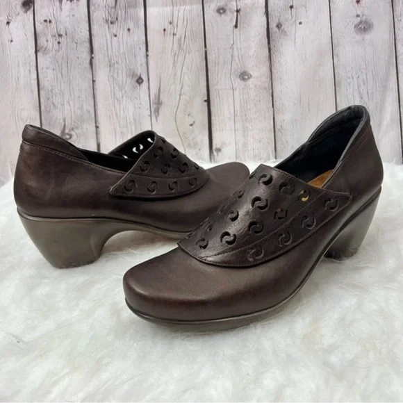 Naot Precious Brown Leather Bootie 10 - Picture 2 of 13